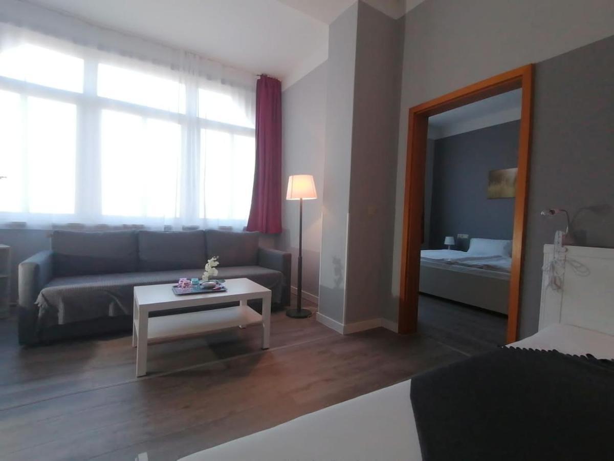 Hotel Villa Froehlich Baabe Extérieur photo
